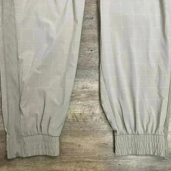 Athleta Brooklyn Textured Jogger Women's Size 18 Retro Windowpane Pull On Pants - Picture 3 of 14